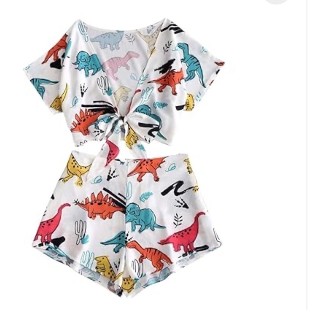 NWT ZAFUL Novelty Print Dinosaur Crop Top and Shorts Set for Women Medium